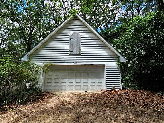 2nd image of 35391 Bluff Dr