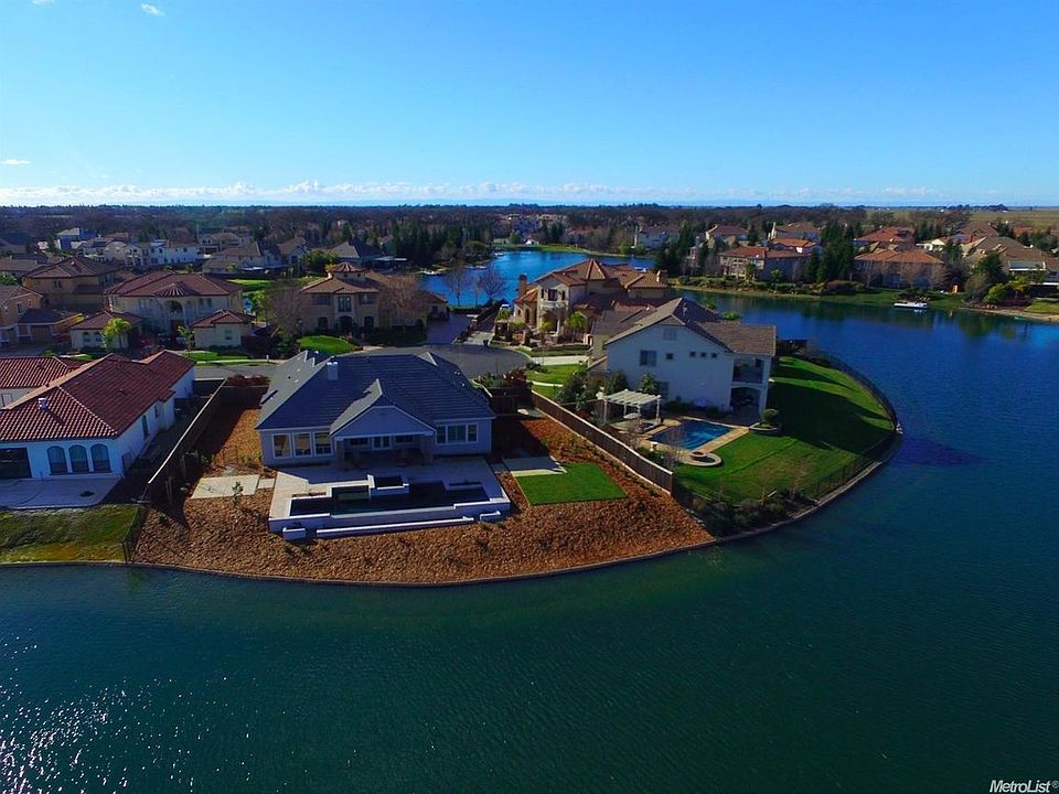 1st image of 8722 Wentworth Ct