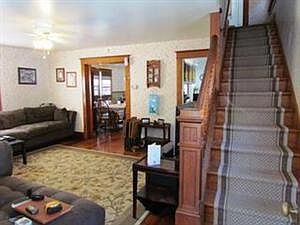 4th image of 6 Cass St