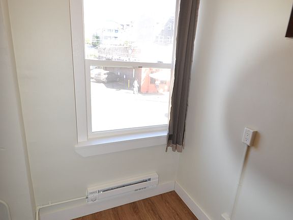 4th image of 1562 E Olive Way APT 201