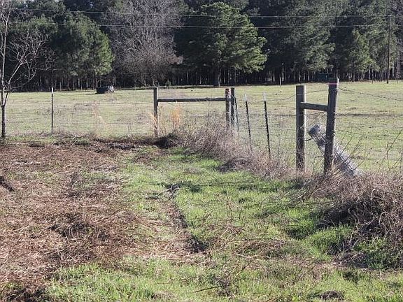 3rd image of Fm 2208