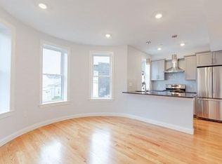 17 Kenilworth St APT 1, Boston, MA 02119