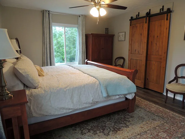 325 Laurens St SW #D7 — Photo 10