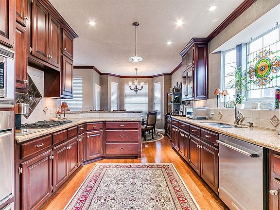 4th image of 3100 Pine Hill Rd