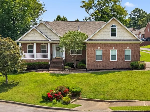 1005 Tulip Blossom Dr, Hermitage, TN 37076