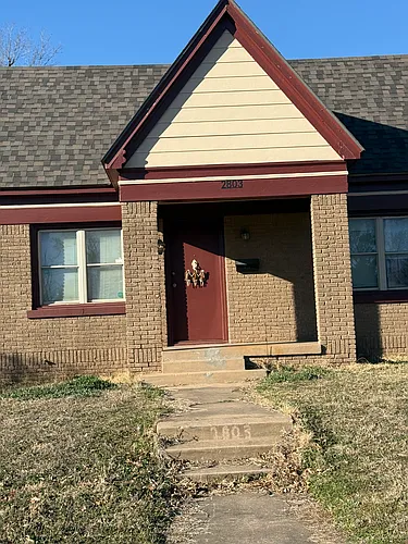 2803 NW 17th St Photo 1
