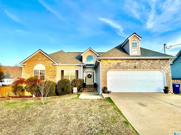 107 Falcon Crst, Anniston, AL 36207