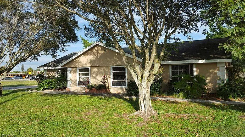 3 bed, $2,495 — Photo 1