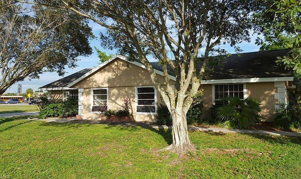 1st image of 2922 Santa Barbara Blvd #2