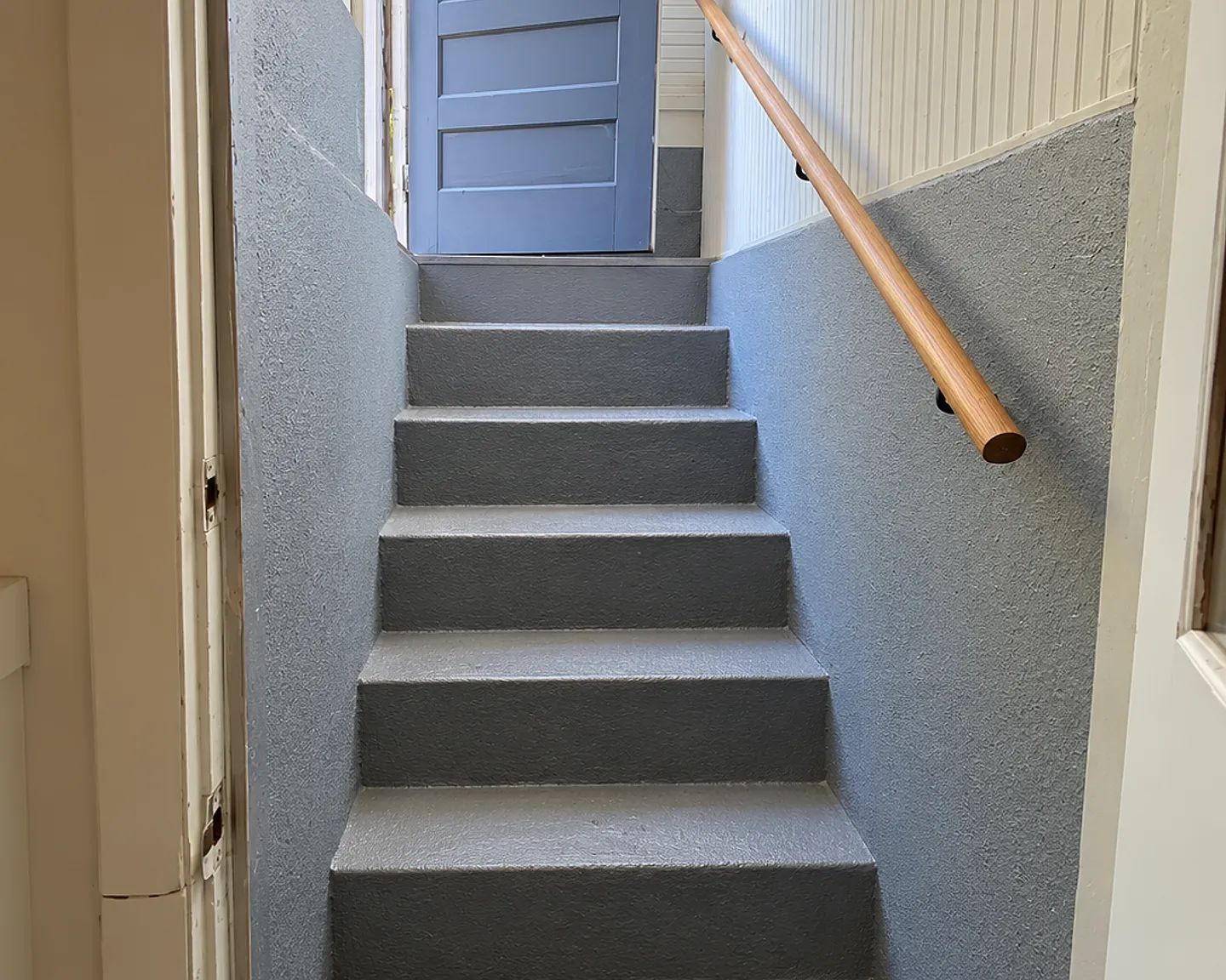 Students Welcome! Charming 2-Bedroom, 1-Bath Basement Unit In The Heart Of Downtown Fort Collins! — Photo 2