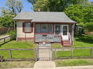 2641 170th St, Hammond, IN 46323