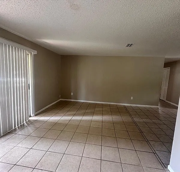 2495 N Sparkman Ave #B — Photo 1