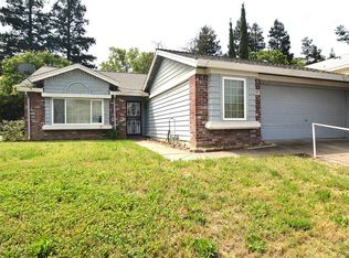 5320 Applehurst Way, Elk Grove, CA 95758