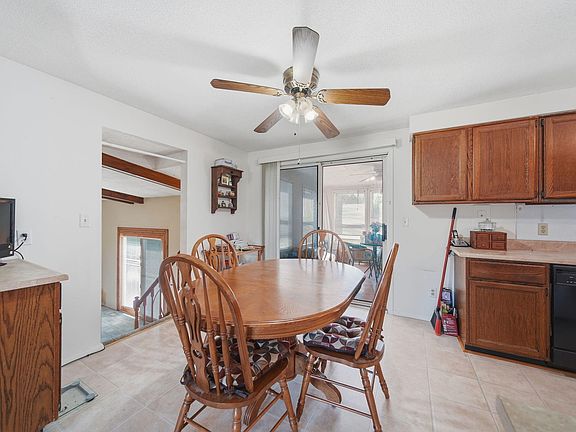 4th image of 2129 Heights Dr