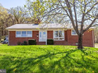 126 Cambridge St, Fredericksburg, VA 22405