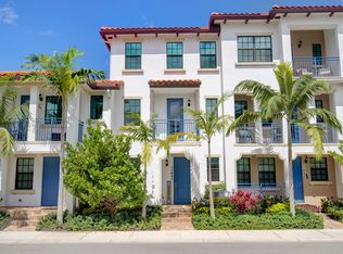 11647 SW 13th Ct, Pembroke Pines, FL 33025