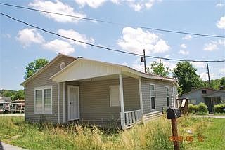 1st image of 2610 Koblentz Cir