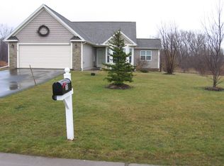 30 Pirates Cv, Spencerport, NY 14559