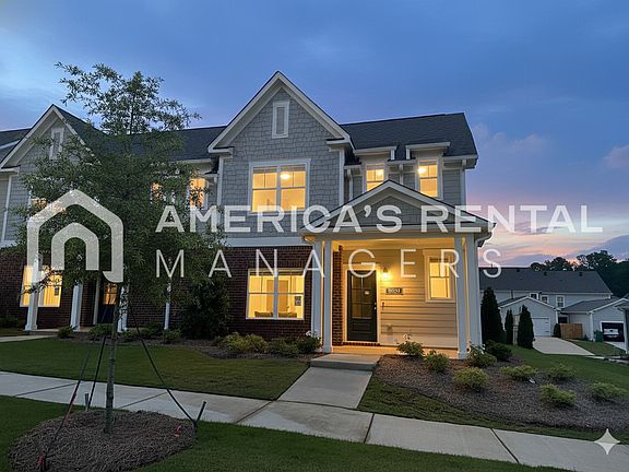4th image of 1009 Grand River Blvd W