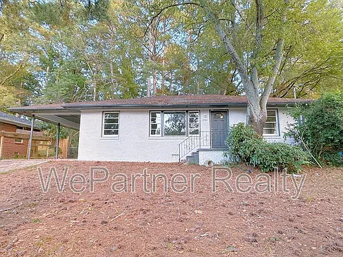 2744 Fairlane Dr SE Photo 1