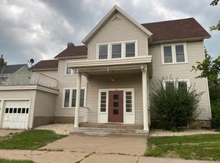 200 S Cedar Ave, Marshfield, WI 54449