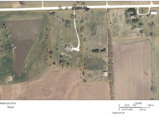 2075 N 1100th Rd, Eudora, KS 66025