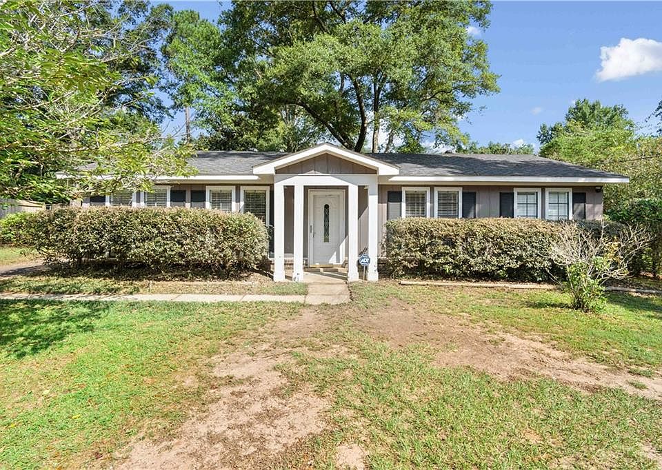 1st image of 2836 Cottage Glenn Drive E