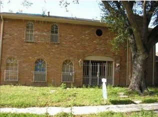 8447 Beechwood Ct, New Orleans, LA 70127