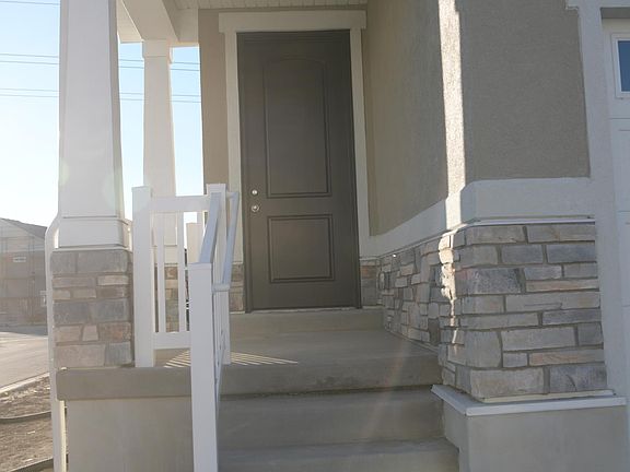 2nd image of 413 N 250 W