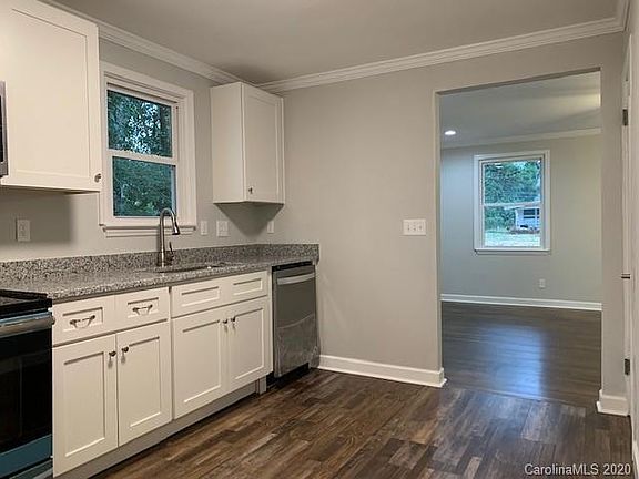 3rd image of 3523 Delgany Dr