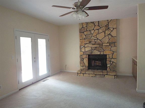 2nd image of 2652 Satinwood Cir