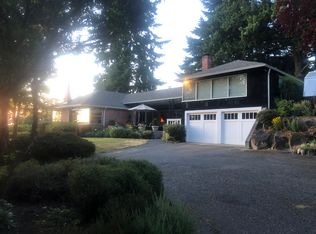 18631 Olympic View Dr, Edmonds, WA 98020