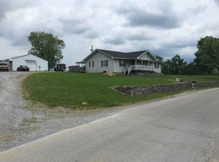 977 Hamilton Rd, Brooksville, KY 41004