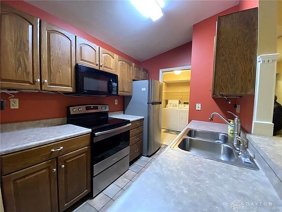 3rd image of 1441 Hollow Run APT 5