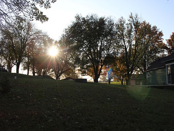 3rd image of 126 Horseshoe Dr