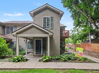 853 Saybrook Dr, Waterford, MI 48327