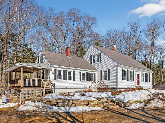 2nd image of 10 Lower Flying Point Road