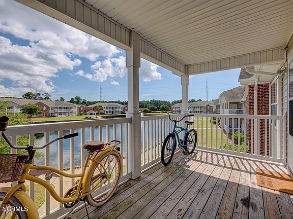 3rd image of 4421 Jay Bird Cir Unit 208