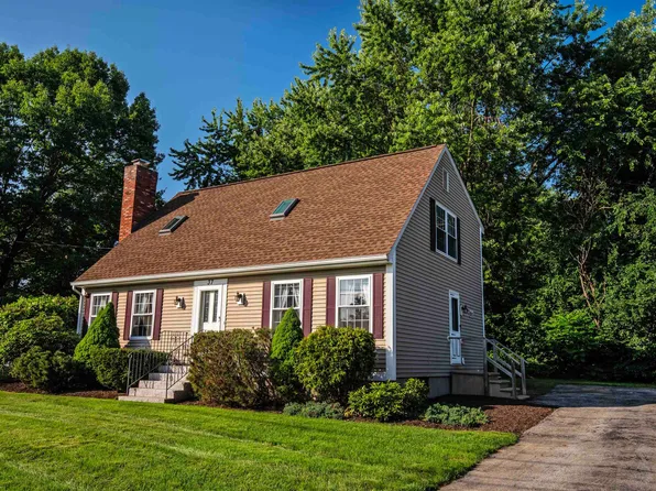 37 Sherwood Meadows, Pembroke, NH 03275