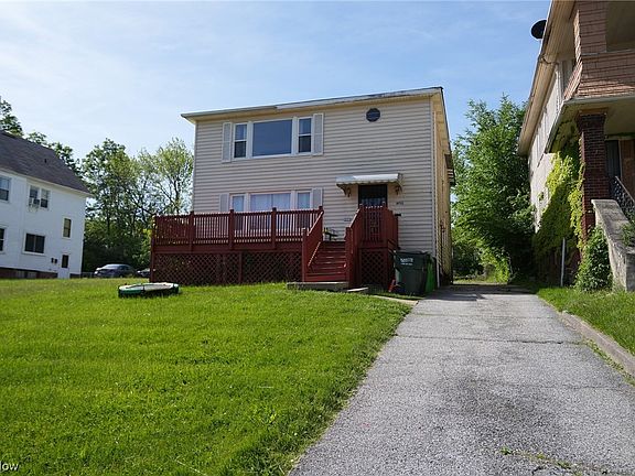 3rd image of 13306 Cranwood Dr