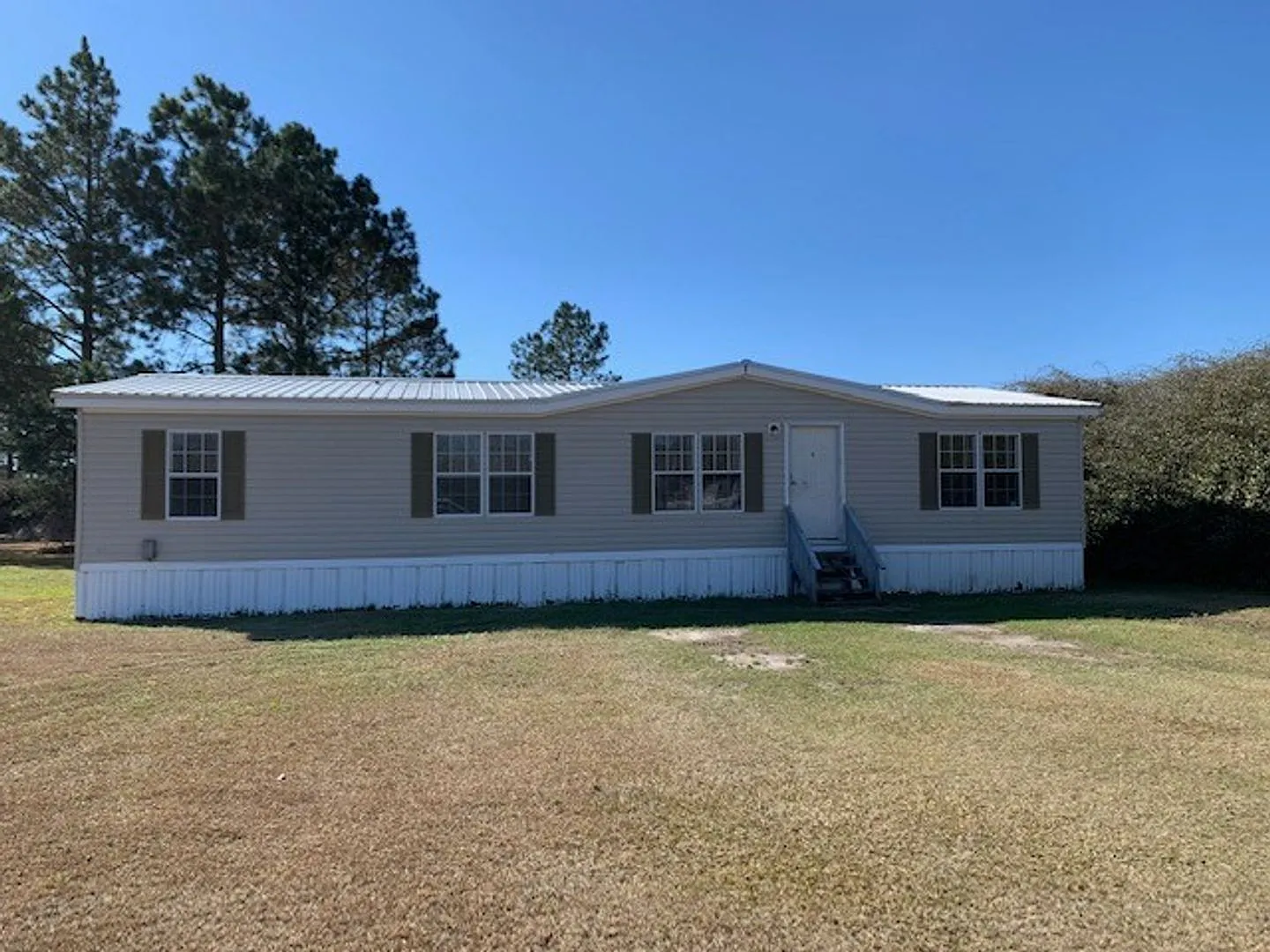 3BD/2B Mobile Home in Lakeland, GA — Photo 1