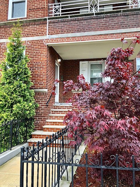 1st image of 40 Shore Blvd APT 1N