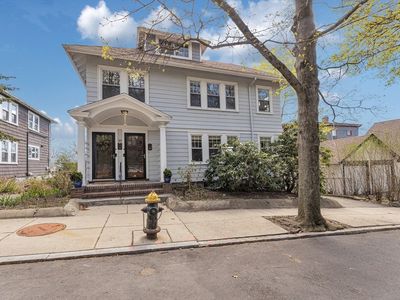 38 Guernsey St #1, Roslindale, MA, 02131