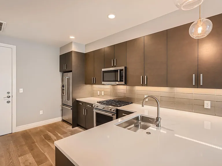 222 West Ave #2203 — Photo 4