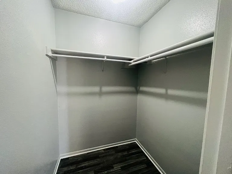 The Timbercreek Apartments — Photo 17