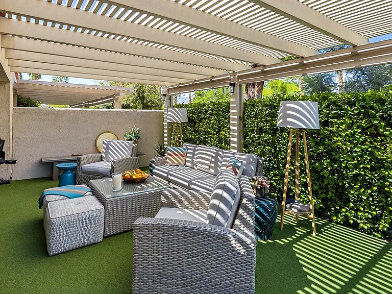 303 Forest Hills Dr — Photo 10