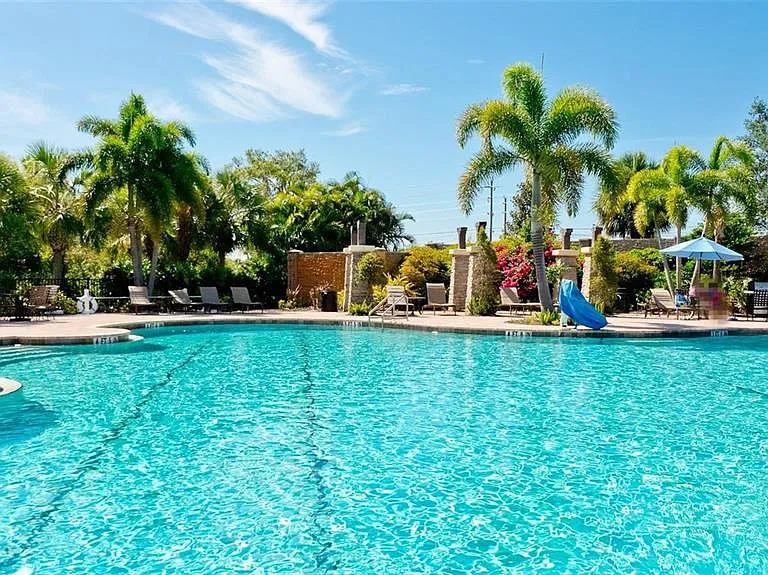 5517 Los Robles Ct — Photo 45