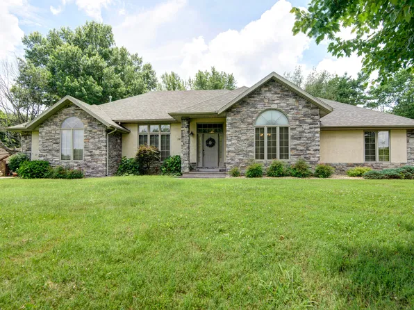 2826 W Munhollon Lane, Springfield, MO 65810