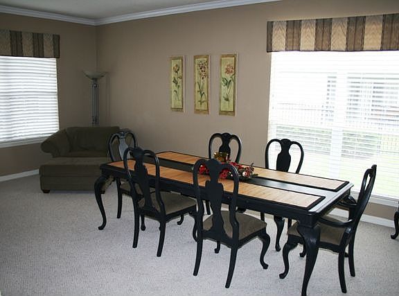 3rd image of 132 Blue Stone Cir