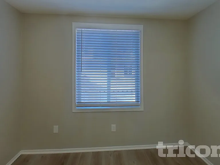 1353 S Sabino Dr — Photo 11